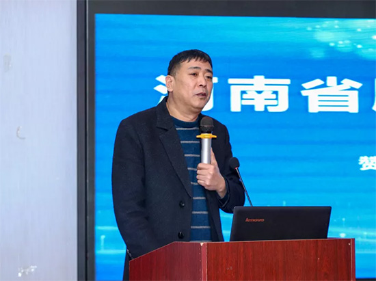 引傳統(tǒng)生產(chǎn)走新路,促轉型發(fā)展開新局——河南省肥料協(xié)會2020年年會在新鄉(xiāng)召開! 引傳統(tǒng)生產(chǎn)走新路,促轉型發(fā)展開新局——河南省肥料協(xié)會2020年年會在新鄉(xiāng)召開!