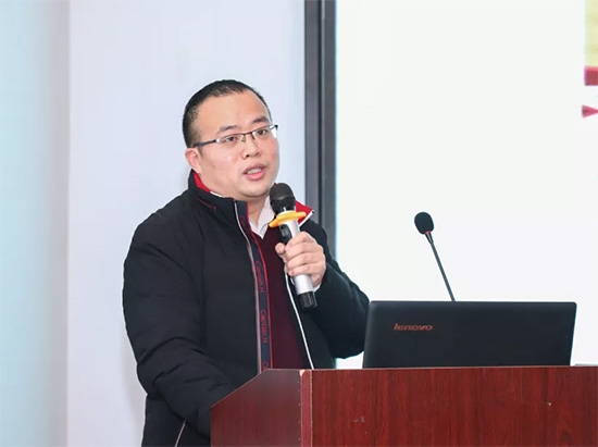 引傳統(tǒng)生產(chǎn)走新路,促轉型發(fā)展開新局——河南省肥料協(xié)會2020年年會在新鄉(xiāng)召開! 引傳統(tǒng)生產(chǎn)走新路,促轉型發(fā)展開新局——河南省肥料協(xié)會2020年年會在新鄉(xiāng)召開!